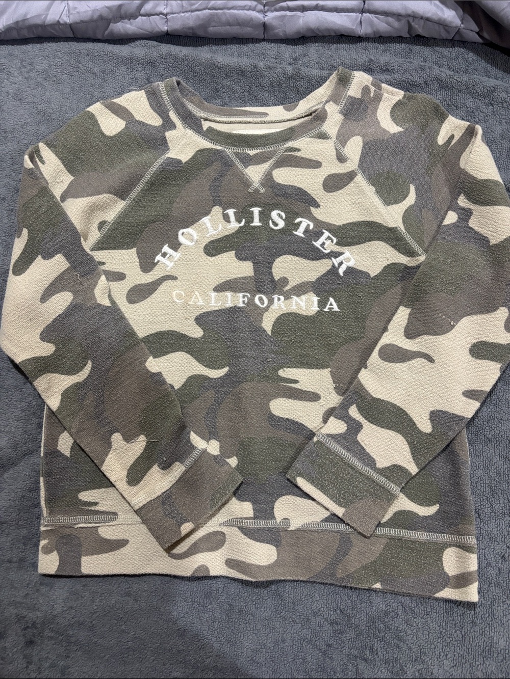 Hollister Camouflage Crewneck Sweater - Green & Tan